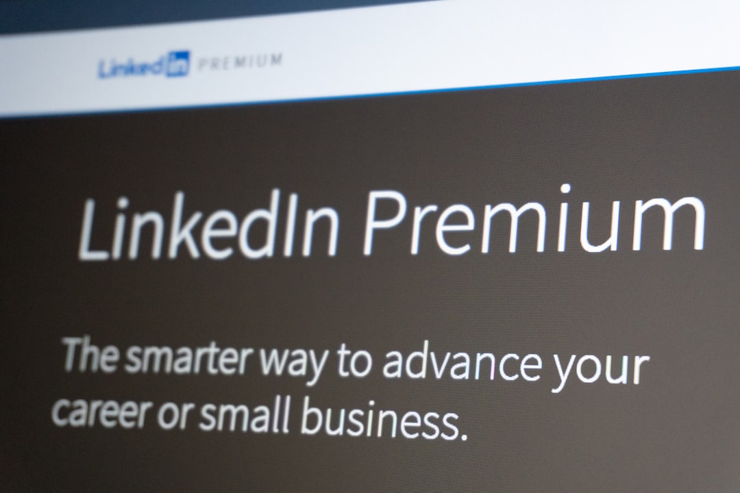linkedin-premium-website-screen-with-tagline-t7uy2-fzblo